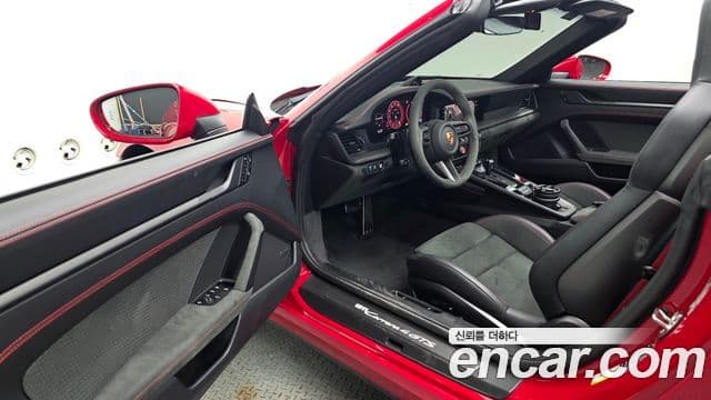 Porsche 911 2025 — Photo 17/20