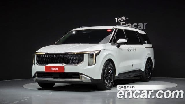 Kia Carnival 2024 — ფოტო 1/20