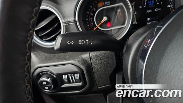 Jeep Wrangler 2018 — фото 20 из 20
