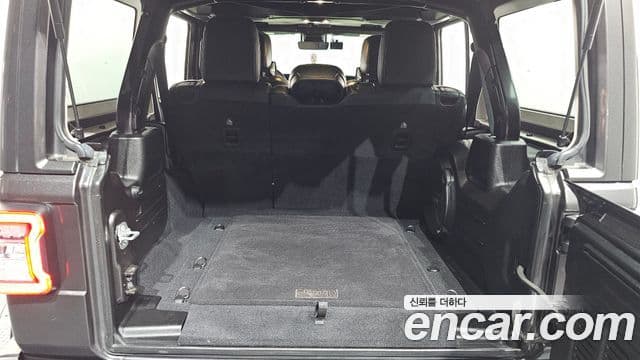 Jeep Wrangler 2019 — Photo 12/29