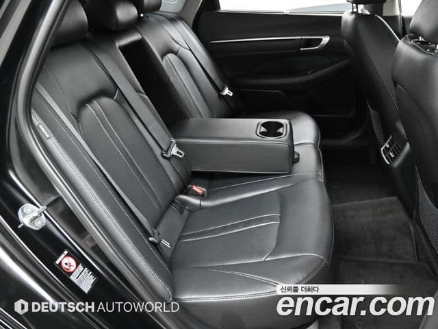 Hyundai Sonata 2022 — фото 11 из 20