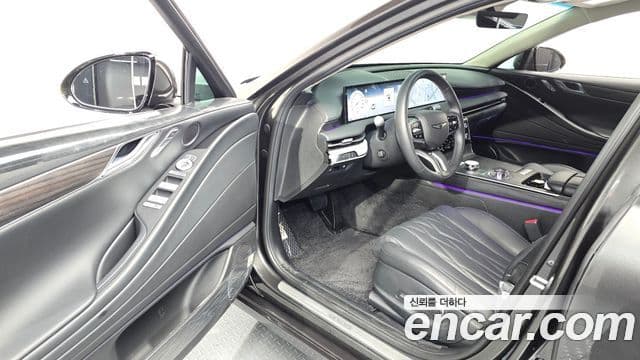 Genesis Electrified G80 2025 — фото 8 из 20