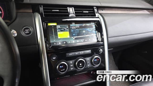 Land Rover Discovery 5 2019 — фото 14 из 20