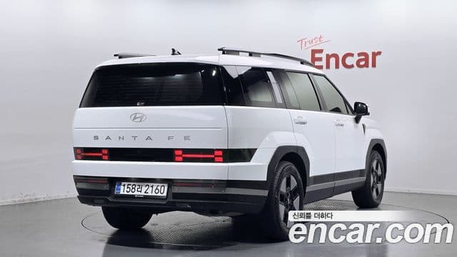 Hyundai Santa Fe 2025 — ფოტო 2/20