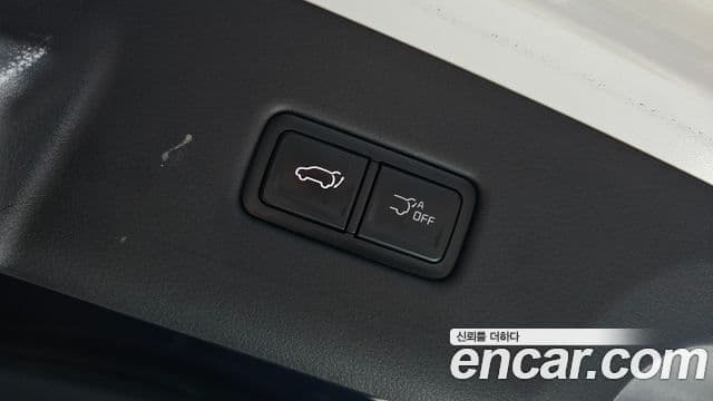 Kia Carnival 2024 — Фото 16/20