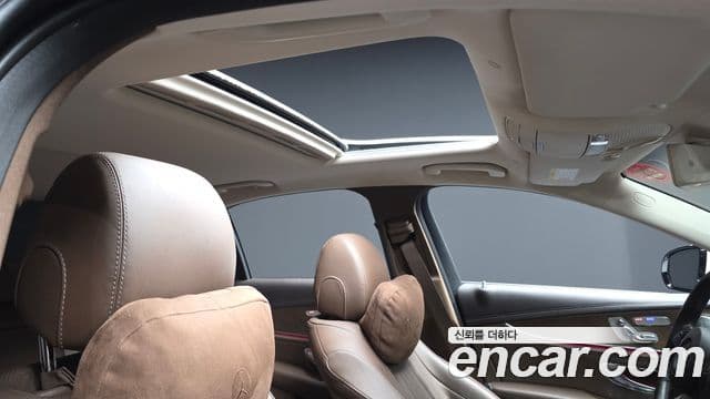 Mercedes-Benz E-Class 2018 — фото 20 из 20