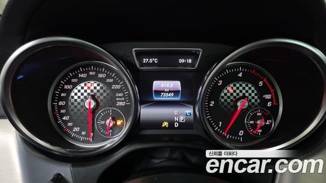 Mercedes-Benz GLE-Class 2018 — ფოტო 8/20