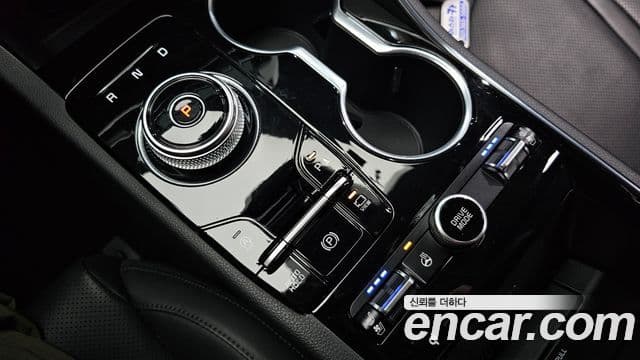 Kia K5 2023 — фото 9 из 20