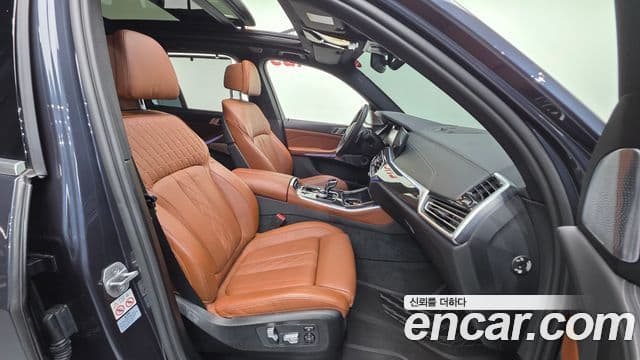 BMW X5 2022 — фото 8 из 20
