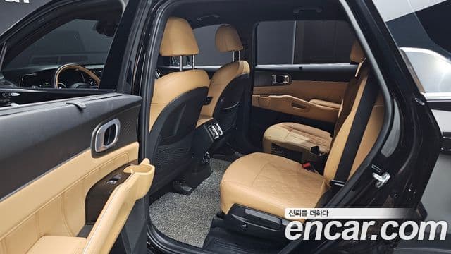 Kia Sorento 2022 — Şəkil 12/20