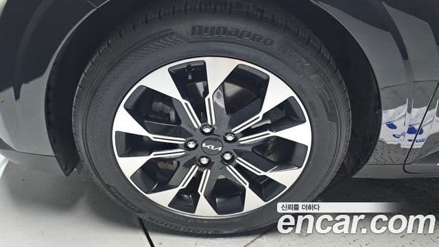 Kia Carnival 2022 — фото 5 из 20