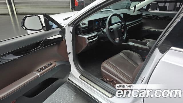 Hyundai Grandeur 2023 — ფოტო 10/20