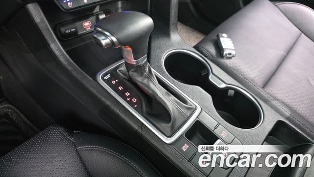 Kia Sportage The Bold 2019 — ფოტო 9/20