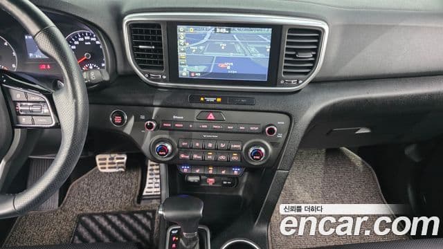 Kia Sportage The Bold 2019 — ფოტო 17/20