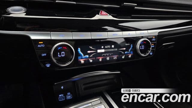 Genesis Electrified G80 2021 — фото 18 из 20