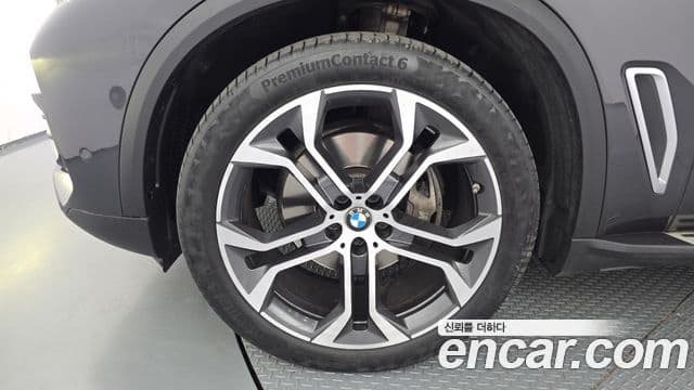 BMW X5 2023 — ფოტო 5/20