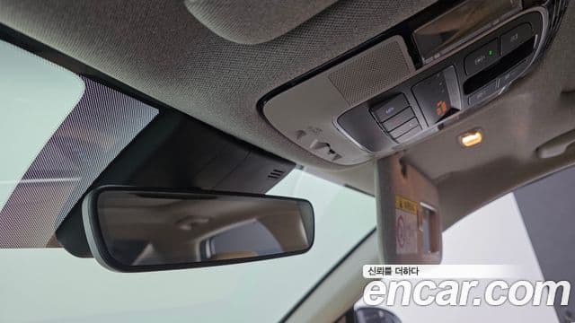 Hyundai Sonata Hybrid 2021 — Photo 5/36