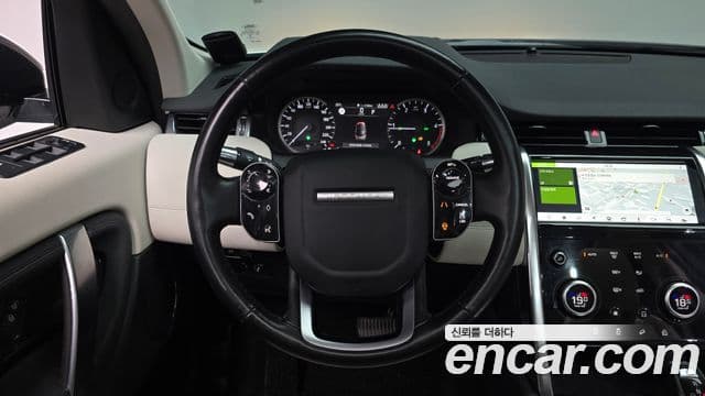 Land Rover Discovery Sport 2020 — фото 13 из 20
