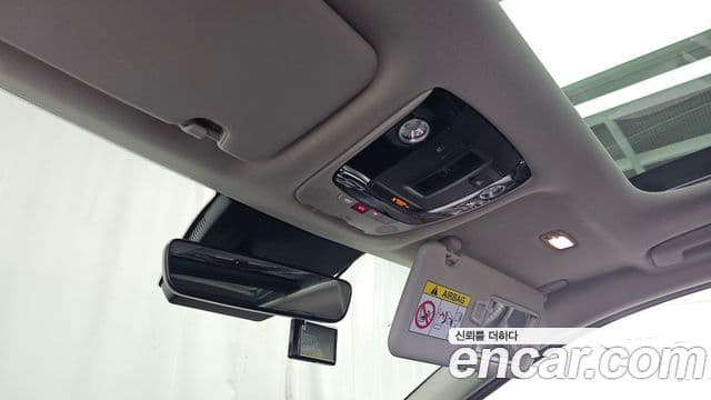 Kia Sportage 2023 — фото 18 из 20