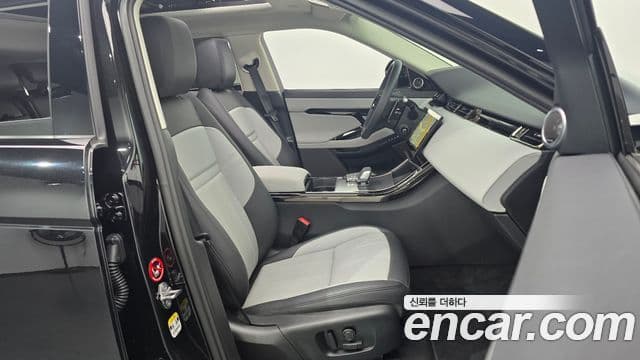 Land Rover Range Rover Evoque 2025 — ფოტო 11/20