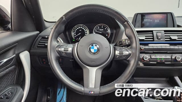 BMW 1 Series 2018 — ფოტო 13/20