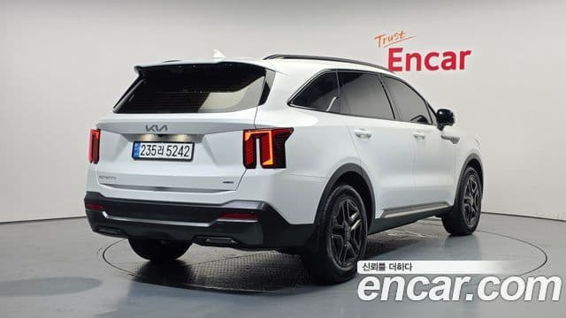 Kia Sorento 2024 — ფოტო 2/20