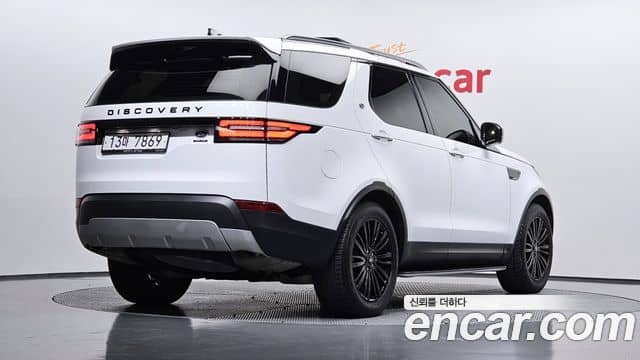 Land Rover Discovery 5, 2018