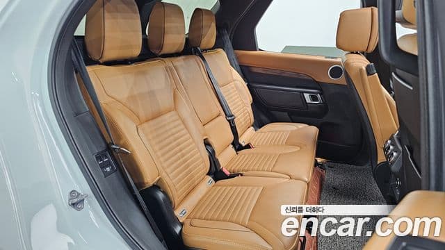 Land Rover Discovery 5 2018 — ფოტო 11/20