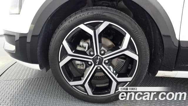 Kia Niro 2022 — фото 5 из 20