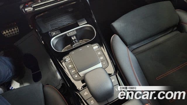 Mercedes-Benz A-Class 2023 — Şəkil 19/20