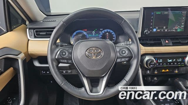 Toyota RAV4 2024 — Şəkil 16/20