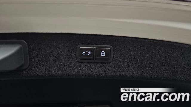 Genesis Electrified G80 2025 — фото 17 из 20