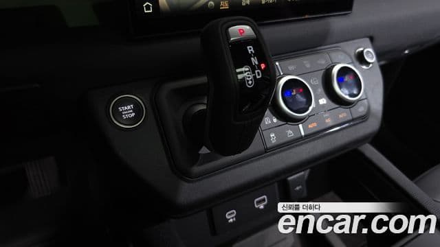 Land Rover Defender 2023 — Şəkil 9/20