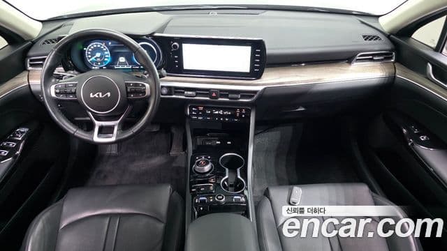 Kia K5 2022 — Şəkil 7/20