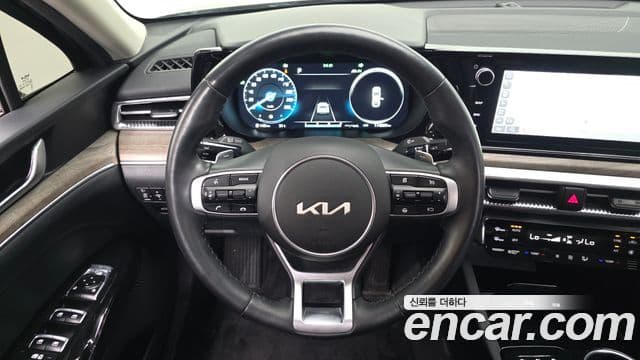 Kia K5 2022 — Şəkil 14/20