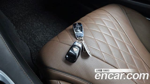 Mercedes-Benz S-Class 2018 — ფოტო 24/38