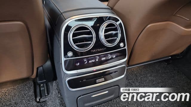 Mercedes-Benz S-Class 2018 — ფოტო 37/38