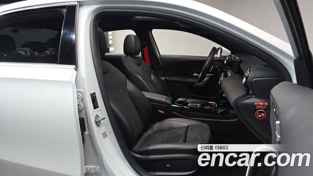Mercedes-Benz A-Class 2021 — фото 11 из 20