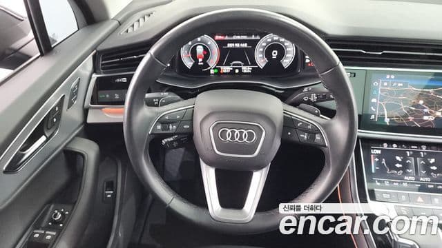 Audi Q7 2021 — фото 13 из 20