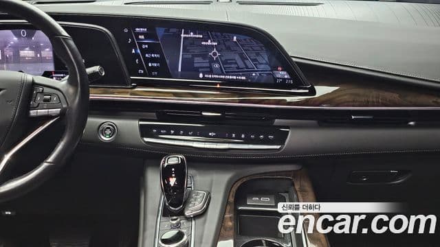 Cadillac Escalade 2022 — фото 14 из 20