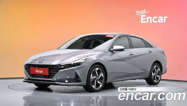 Hyundai Avante 2021 — Фото 1/20