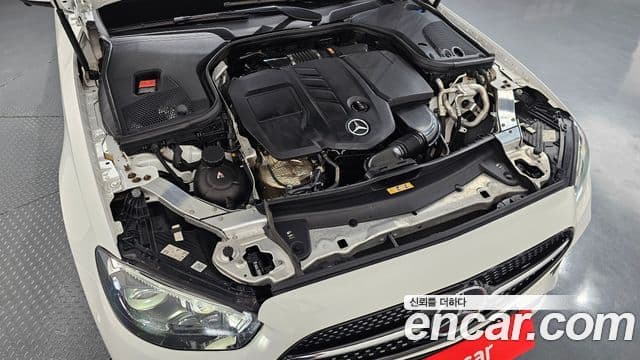 Mercedes-Benz E-Class 2020 — Фото 6/20