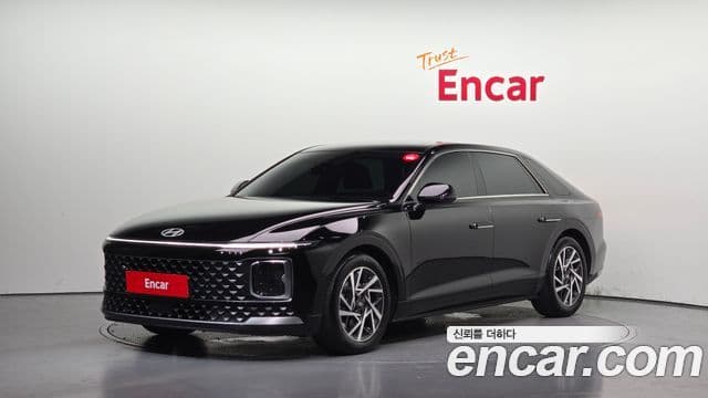Hyundai Grandeur 2023 — Фото 1/20