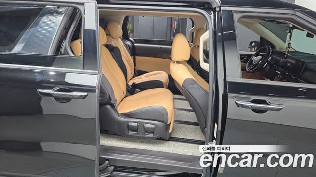 Kia Carnival 2021 — Şəkil 12/20