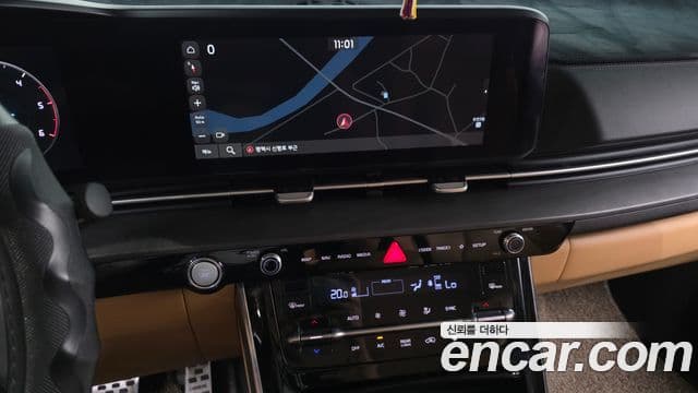 Kia Carnival 2021 — Şəkil 14/20