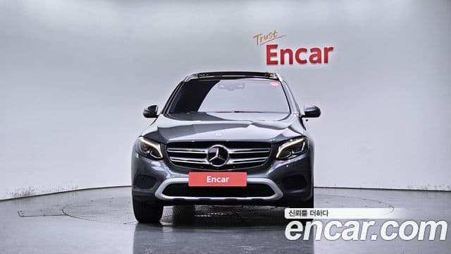 Mercedes-Benz GLC-Class 2019 — Şəkil 3/20