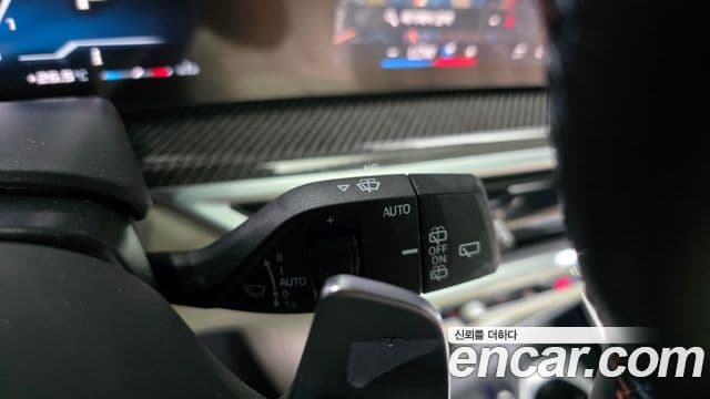 BMW X5 2025 — Photo 24/41