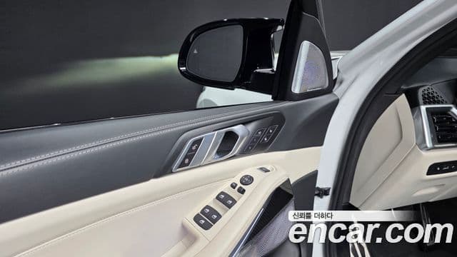 BMW X5 2025 — Photo 12/41