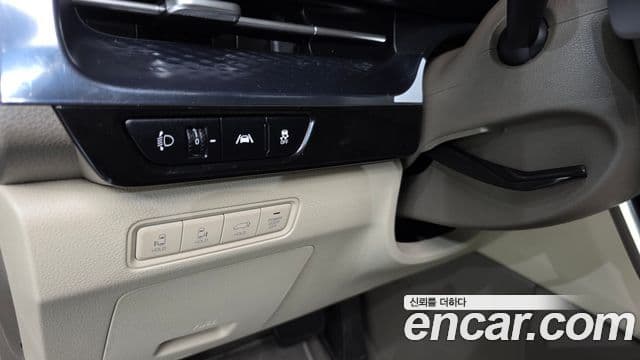 Kia Carnival 2022 — Şəkil 14/20