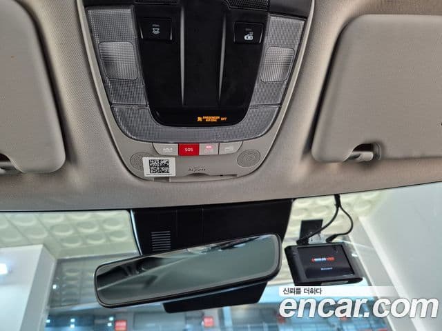 Kia Sportage 2022 — фото 12 из 19